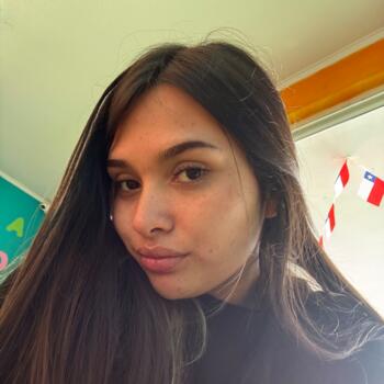 Babysitter in Peñaflor: Stephanie