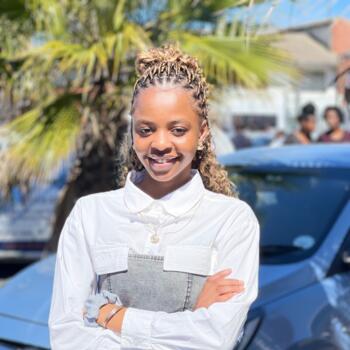 Babysitter in Cape Town: Humility Kumbirai