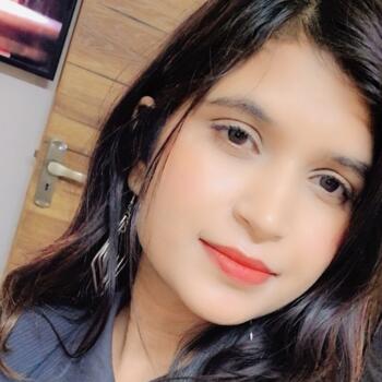 दिल्ली में बेबीसिटर: Upasna