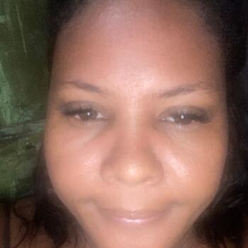 Babysitter in Burunga: Sheyla