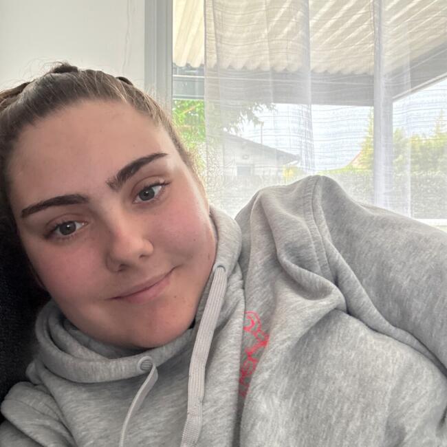 Babysitter in Eysines: Amelys