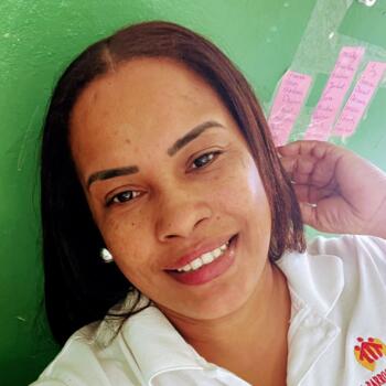 Babysitter Santo Domingo Este: Yajayra