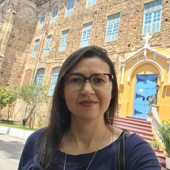 Emprego de babá em Parnaíba: emprego de babá Daiana