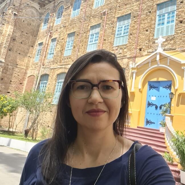 Emprego de babá em Parnaíba: Daiana