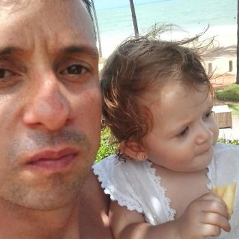 Emprego de babá em Maringá: emprego de babá Rafael