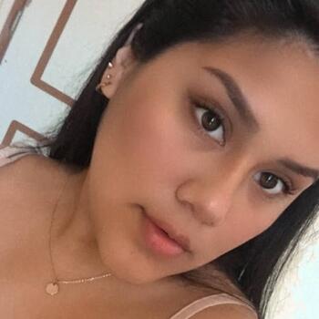 Babysitter in Villa: Eliana