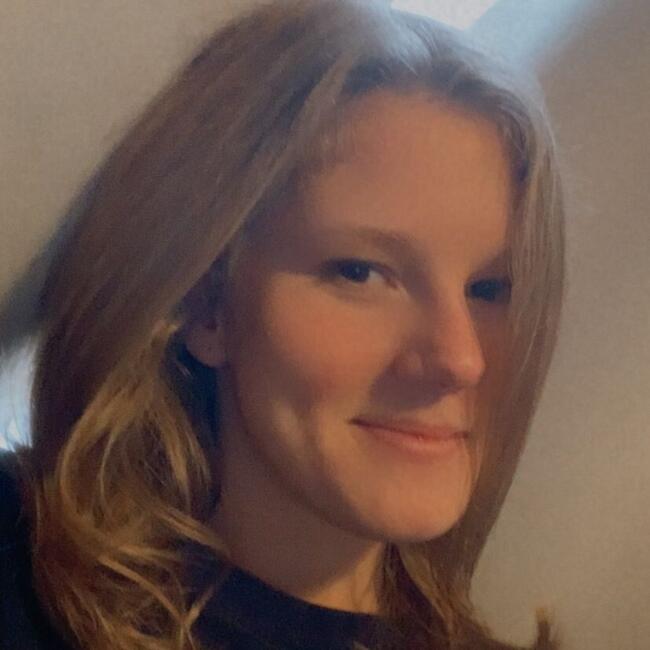 Babysitter in Oradea: Alexandra