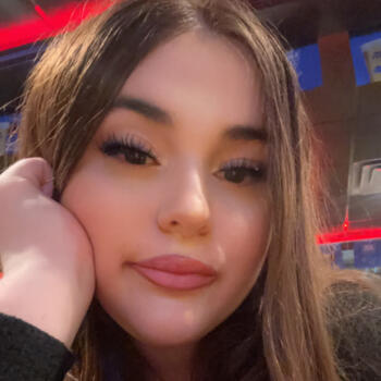 Babysitter in Detroit: Angelina