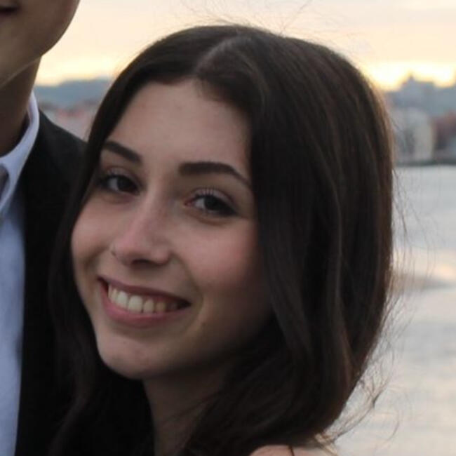 Canguro en Gijón: Isabel