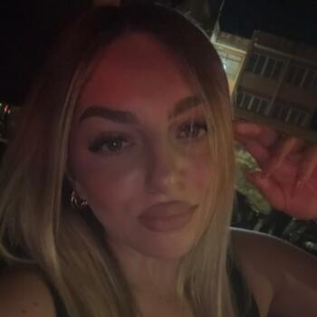 Babysitter Sarno: Luisana