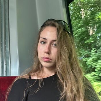 Babysitter in Brussels: Julia