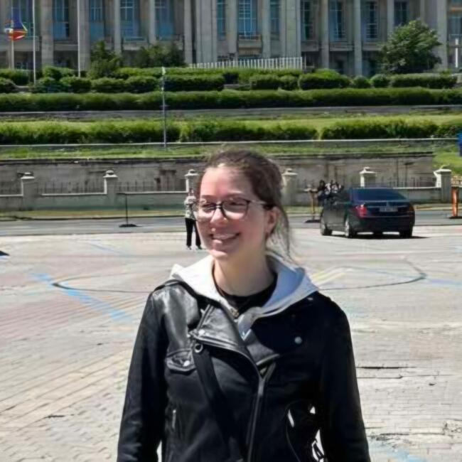 Babysitter in Thessaloniki: Ioli