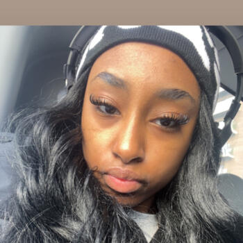 Babysitter in London: Camia