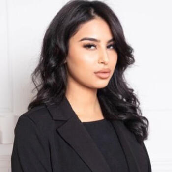 Babysitter Dubai: Nada