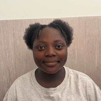 Babysitter em Barcelona: Aishat