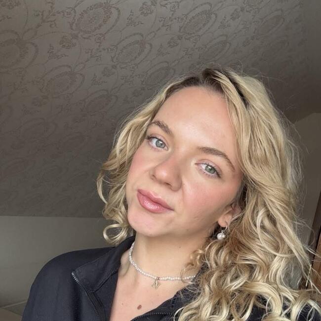 Bébiszitter Budapest területén: Nora