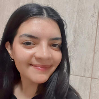 Niñera en Peñaflor: Mayra Antonia