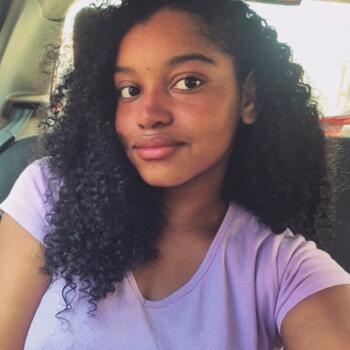 Babá Araraquara: Tainara