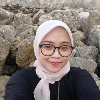 Babysitter in Denpasar: Wahyuni