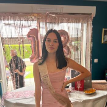 Babysitter in Béthune: Madison