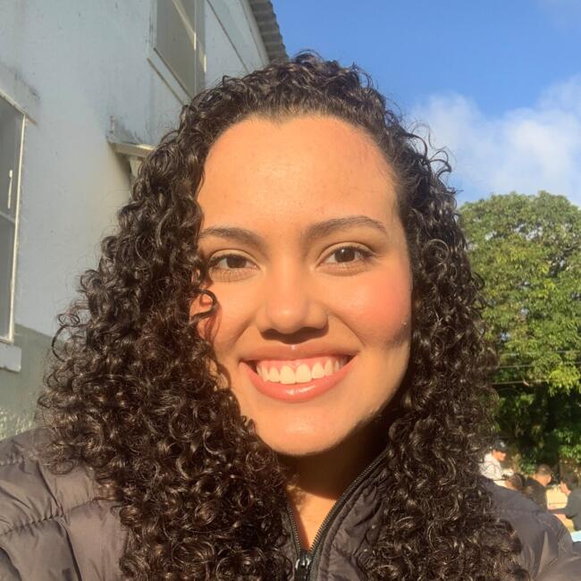 Babysitter in São Paulo: Giovanna