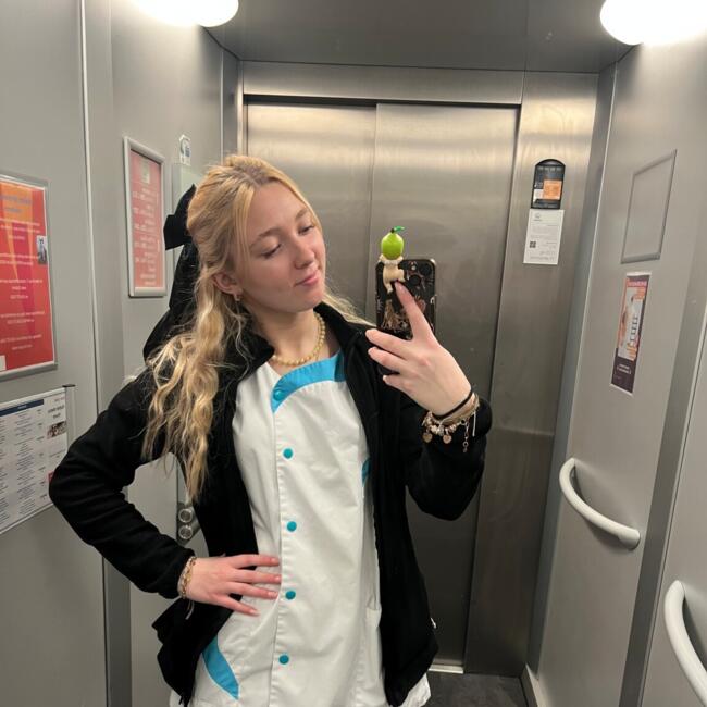 Babysitter in Warluis: Emma