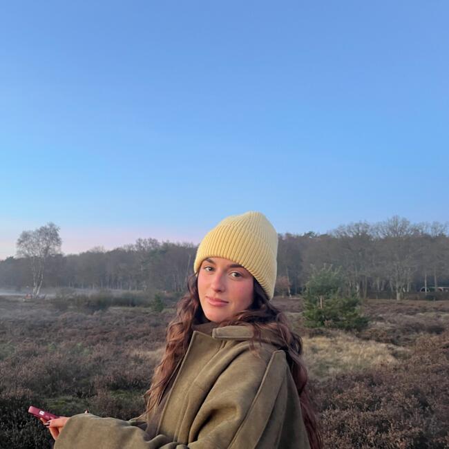 Babysitter in Hilversum: Abril