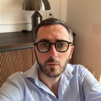 Babysitting job in Naples: babysitting job Luca