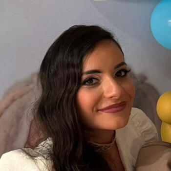 Canguro Dos Hermanas: María