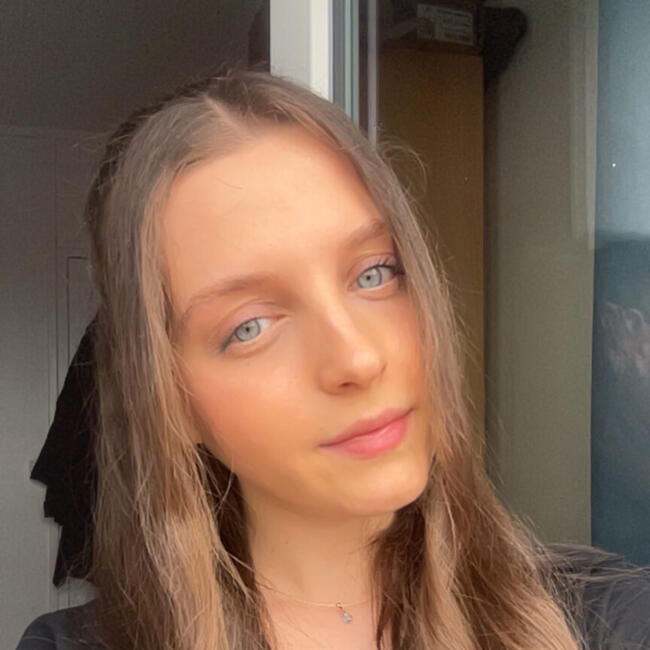 Babysitter in Amiens: Ena