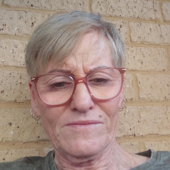 Babysitter in Launceston: Tania