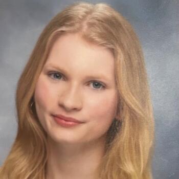 Babysitter in Branchburg Township: Julia