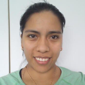 Babysitter in Miraflores District: NATHALIA
