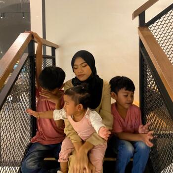 Babysitter in Kuala Lumpur: Natasya