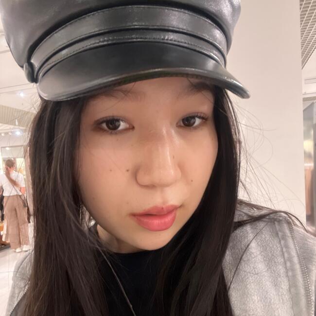 Babysitter in Warsaw: Umida