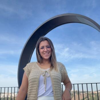Babysitter in Algés: Mariana