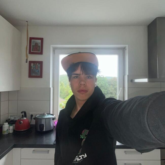 Babysitter in Gevelsberg: Kim