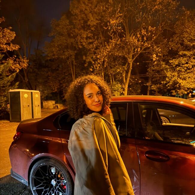 Babysitter in Bucharest: Hiba