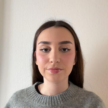 Babysitter in Pully: Yasmine