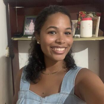 Babysitter in São Luís: Kris