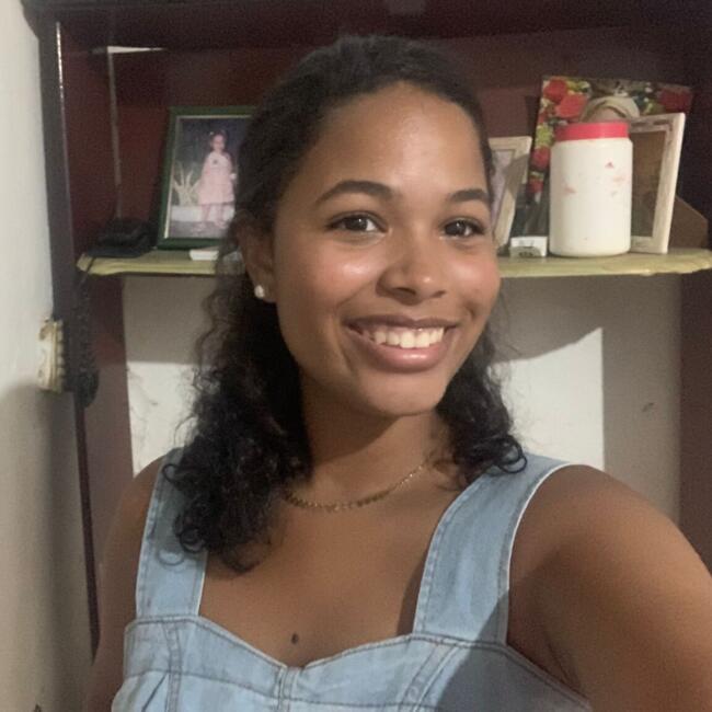 Babysitter in São Luís: Kris