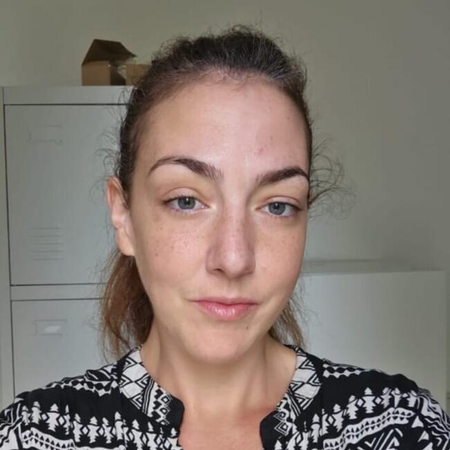 Babysitter in Maisons-Alfort: Julie