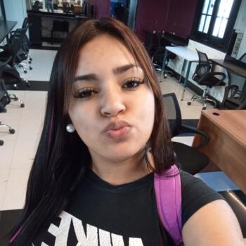 Babysitter in Montevideo: Camila