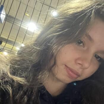 Babysitter in Florianópolis: Gabrielle