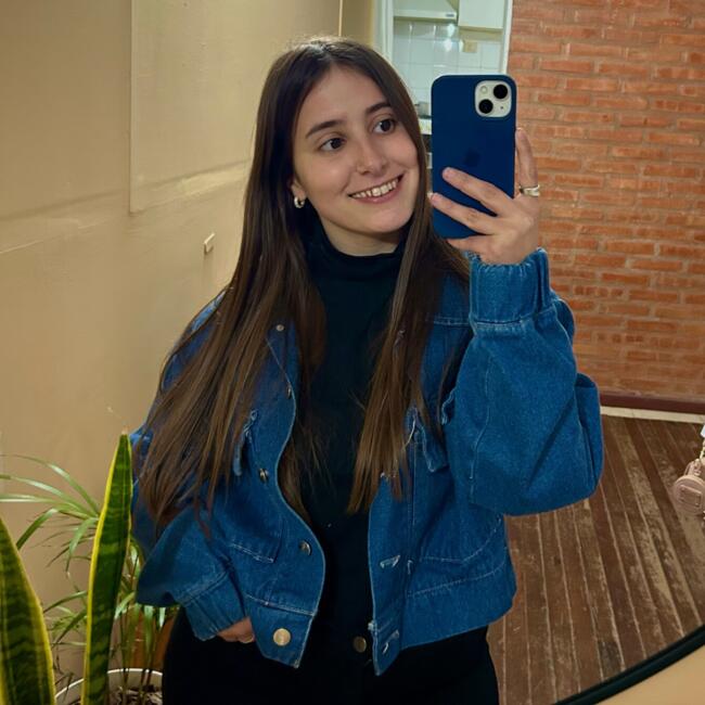 Babysitter in Rosario: Valentina