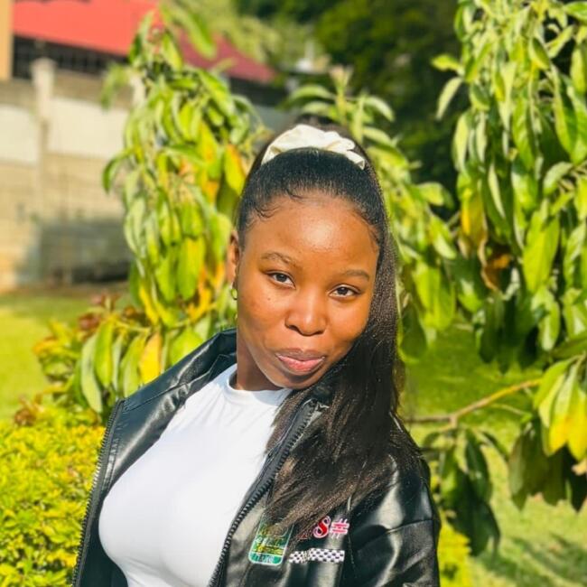 Babysitter in Rustenburg: Moeti