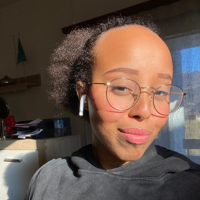 Babysitter in Massagno: Nadra