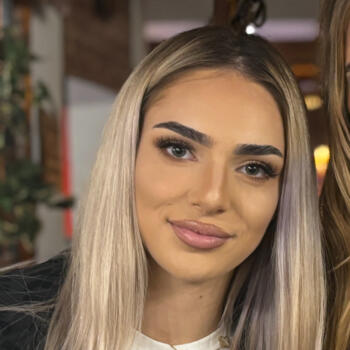 Детегледачка Варна: Anjela