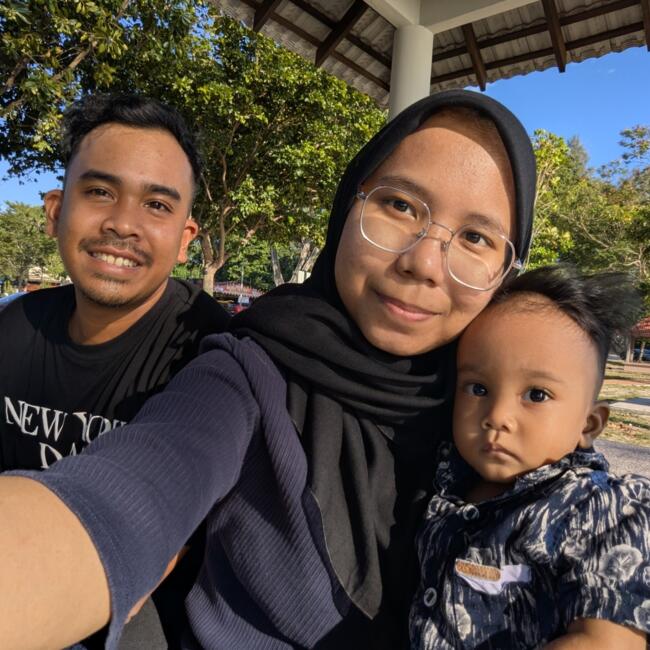 Kerja pengasuh di Johor Bahru: Nur