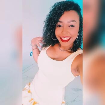 Babysitting job in Brasília: babysitting job Kamila